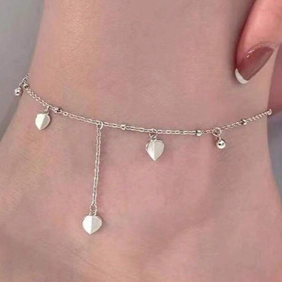 New Silver Heart Charm Anklet - Picture 3 of 5